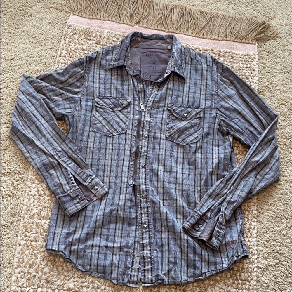 Guess Button-down Long Sleeves Shirt